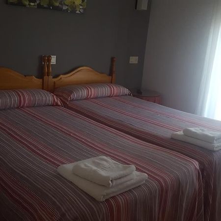 Hostal La Tablada Navaleno Ngoại thất bức ảnh