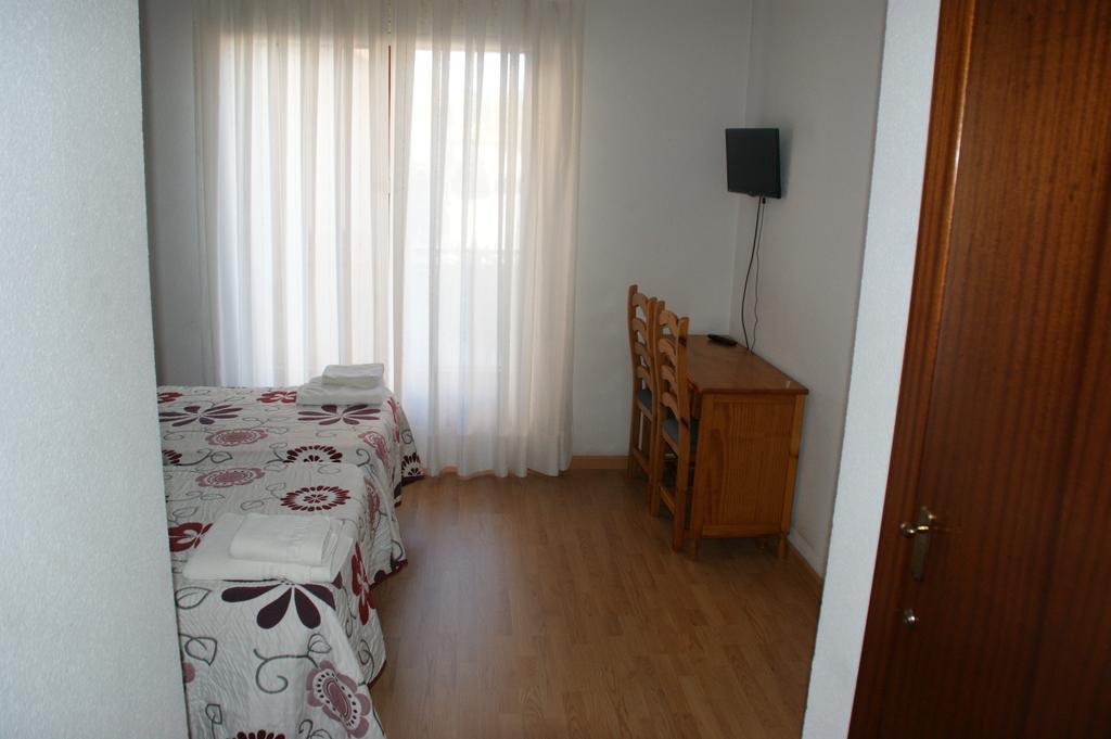 Hostal La Tablada Navaleno Ngoại thất bức ảnh